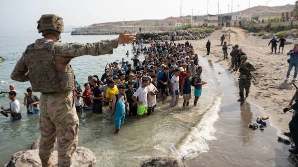 La propia ONG Amnistía Internacional denuncia torturas y vejaciones de militares a inmigrantes en Ceuta
