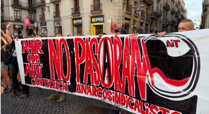 Antifascistas respondieron al «patriotismo-caballa» en varias ciudades (Videos)