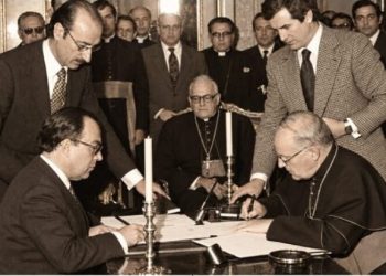 Coloquio; «Los acuerdos con el Vaticano, un obstáculo para el desarrollo del Estado laico»
