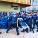 La Ertzaintza desahucia violentamente a una familia en Gasteiz, deteniendo al menos a 4 personas