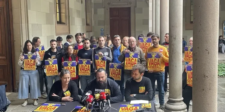 La “Casa de la Huelga”, un espacio ocupado en Barcelona para preparar la huelga general del 11N