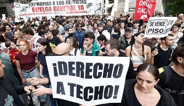 M. CARACOL. O “soberanismo” interclasista, o lucha de clases al interior