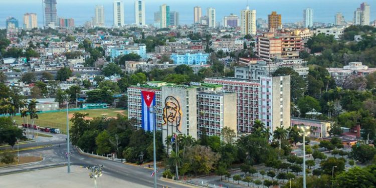 CUBA. Acádemicos de 36 países llaman a romper el silencio ante los crímenes contra el pueblo cubano