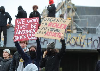 BÉLGICA. Las mismas causas, la misma lucha que en Francia: jóvenes movilizados y represión policial