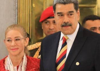Nicolás Maduro y Cilia Flores cumplen 300 días de secuestro terrorista