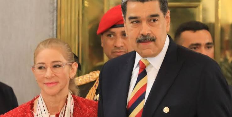 Nicolás Maduro y Cilia Flores cumplen 300 días de secuestro terrorista