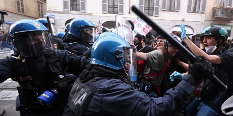 ITALIA avanza en la criminalización de los jóvenes que protagonicen protestas