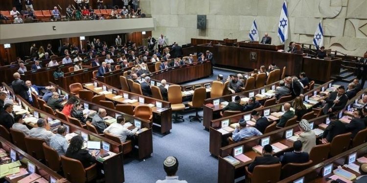 ISRAEL. Comienzan conversaciones para conformar mayoría que desplace al criminal Netanyahu del poder