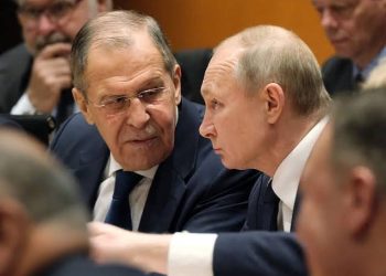El diesel obliga a EE.UU a romper el bloqueo occidental a Rusia; Zelensky iracundo y la U.E patidifusa