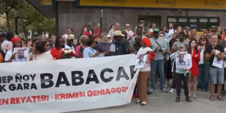 SOS RACISMO Nafarroa.  Ante la muerte violenta de Babacar Welle por disparos de Policía local en Hondarribia