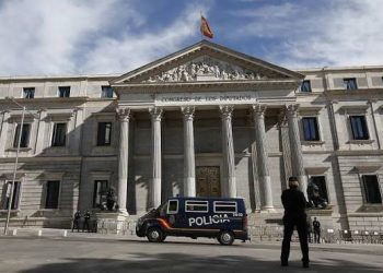 El Ministerio del Interior protege a su señorías con un despliegue de cientos de antidisturbios