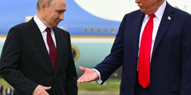 EEUU. Medidas urgentes de campaña: Trump levanta sanciones comerciales a Rusia